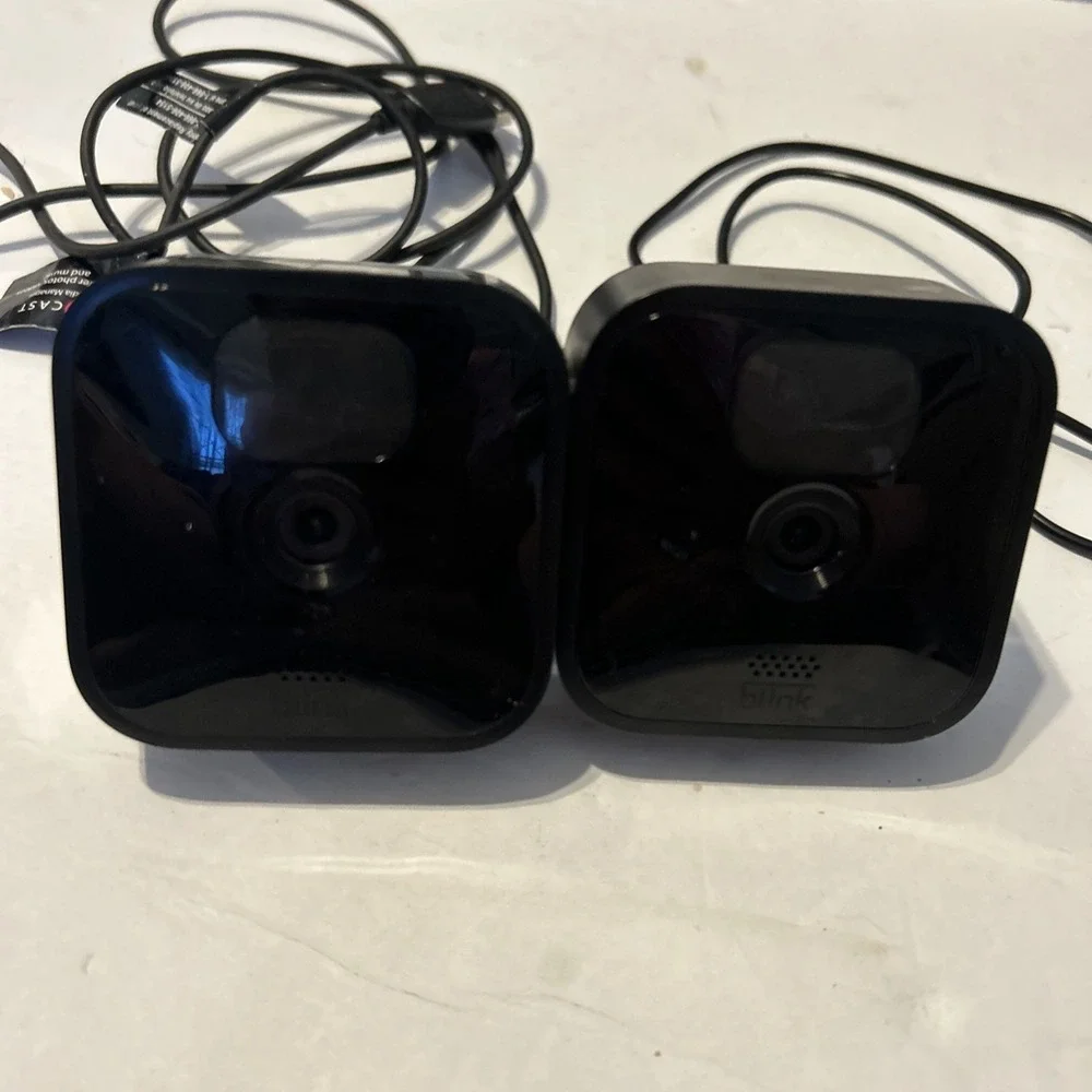 2 Pack Blink BCM00400U Black 3rd Gen Wireless Security Camera LOCKED UNTESTED